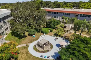 211 Pasadena Ave N, Saint Petersburg, FL 33710 - Photo 33