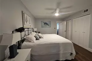 211 Pasadena Ave N, Saint Petersburg, FL 33710 - Photo 15