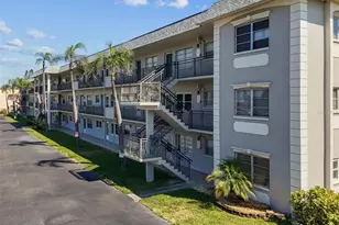 211 Pasadena Ave N, Saint Petersburg, FL 33710 - Photo 1