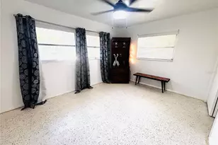 6125 Beacon Point Dr, Weeki Wachee, FL 34607 - Photo 11