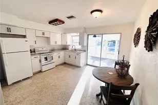 6125 Beacon Point Dr, Weeki Wachee, FL 34607 - Photo 5