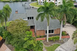 769 Kingston Ct, Apollo Beach, FL 33572 - Photo 51