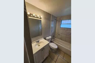 5204 N 45th Street, Tampa, FL 33610 - Photo 5
