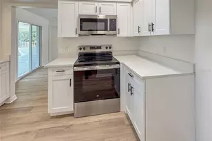 32 Barrister Ln, Palm Coast, FL 32137 - Photo 9