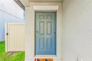 10112 RoseMary Leaf Ln, Riverview, FL 33578 - Photo 5