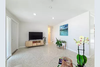 510 62 Avenue NE, Saint Petersburg, FL 33702 - Photo 13