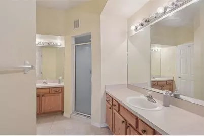 1727 Hammocks Avenue #BLDG 16, Lutz, FL 33549 - Photo 19