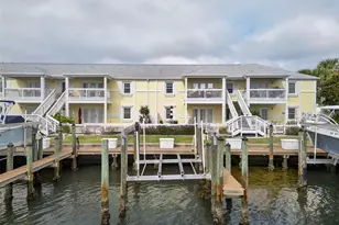 4924 Beach Dr SE, Saint Petersburg, FL 33705 - Photo 21