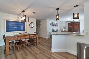 4900 Rosedale Pl N, Saint Petersburg, FL 33714 - Photo 9