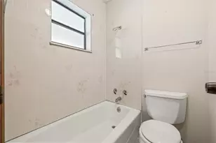 2005 Spirit Lake Rd, Winter Haven, FL 33880 - Photo 21