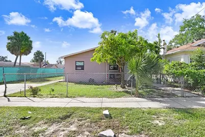 614 Pear St #614, Lakeland, FL 33815 - Photo 1