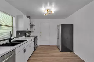 1458 Powhatan Ct, Lakeland, FL 33805 - Photo 5