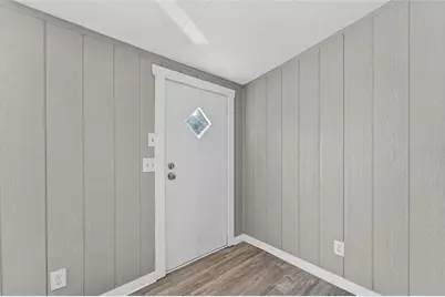 39256 Lizabeth Circle, Zephyrhills, FL 33542 - Photo 13