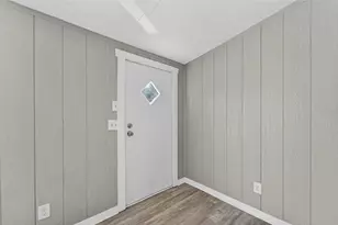 39256 Lizabeth Cir, Zephyrhills, FL 33542 - Photo 13