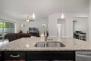 6337 Waves End Pl, Apollo Beach, FL 33572 - Photo 11