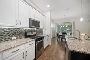 6337 Waves End Pl, Apollo Beach, FL 33572 - Photo 9