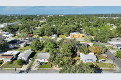 2825 N Links Avenue, Sarasota, FL 34234 - Photo 5