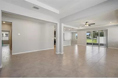 13417 Lakeview Oaks Lane, Riverview, FL 33579 - Photo 5