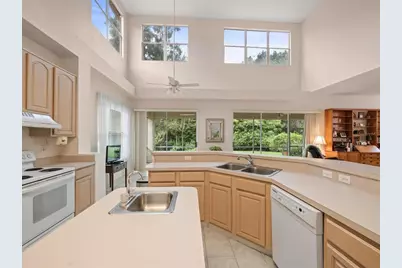 18810 Place Antibes, Lutz, FL 33558 - Photo 29