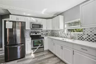 5213 Glen Harwell Rd, Plant City, FL 33566 - Photo 9