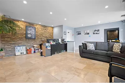 6426 126th Avenue, Largo, FL 33773 - Photo 5