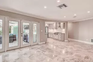 1998 Kansas Ave NE, Saint Petersburg, FL 33703 - Photo 9