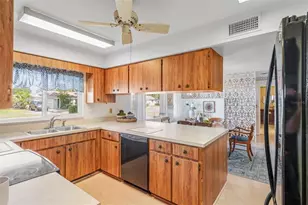 6286 23rd Terrace N, Saint Petersburg, FL 33710 - Photo 13