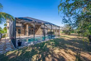 15607 Sunset Run Lane, Lithia, FL 33547 - Photo 41