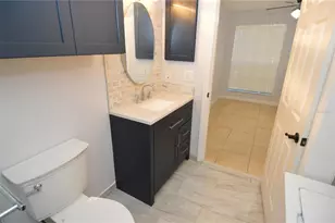 8609 Mallard Reserve Dr, Tampa, FL 33614 - Photo 33