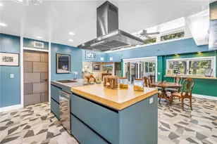 3130 Walnut St NE, Saint Petersburg, FL 33704 - Photo 17