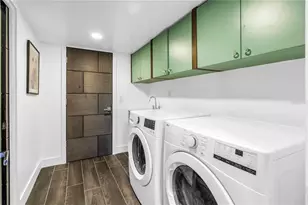 3130 Walnut St NE, Saint Petersburg, FL 33704 - Photo 43