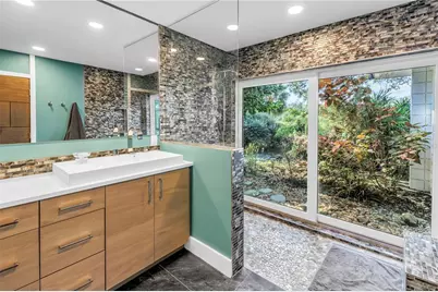 3130 Walnut Street NE, Saint Petersburg, FL 33704 - Photo 41