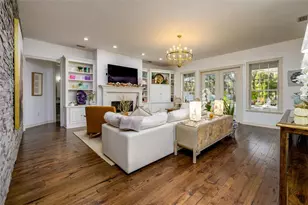 16328 Emerald Cove Dr, Lutz, FL 33549 - Photo 7