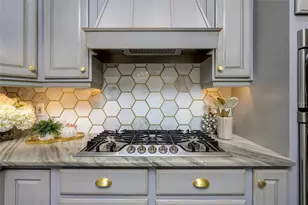 16328 Emerald Cove Dr, Lutz, FL 33549 - Photo 19