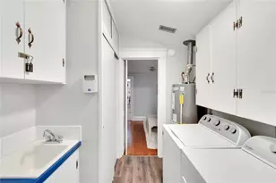 3006 W Harbor View Ave, Tampa, FL 33611 - Photo 29