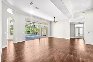3504 Old Course Ln, Valrico, FL 33596 - Photo 7
