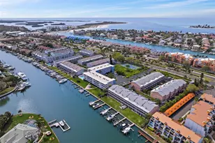 719 Pinellas Bayway S, Saint Petersburg, FL 33715 - Photo 29