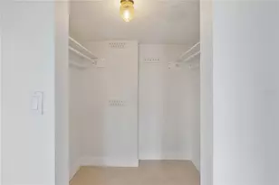 719 Pinellas Bayway S, Saint Petersburg, FL 33715 - Photo 15