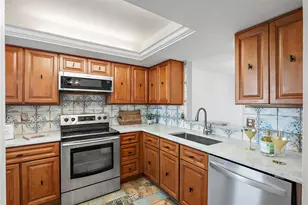719 Pinellas Bayway S, Saint Petersburg, FL 33715 - Photo 5
