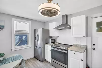 1022 10th Avenue N, Saint Petersburg, FL 33705 - Photo 13