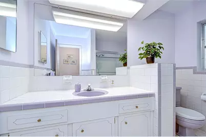 6747 28th Street S, Saint Petersburg, FL 33712 - Photo 17