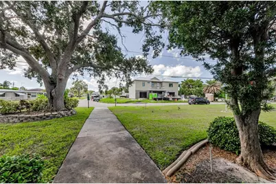 596 Baywood Drive N, Dunedin, FL 34698 - Photo 9