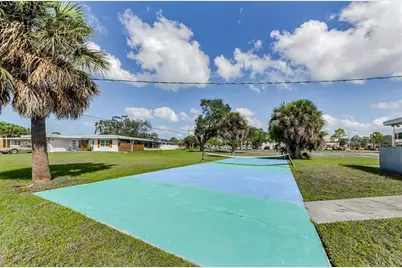 596 Baywood Drive N, Dunedin, FL 34698 - Photo 21