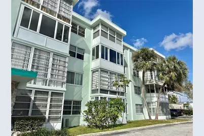 100 Waverly Way #302, Clearwater, FL 33756 - Photo 1
