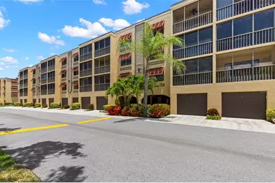 5817 Park Street N #406, Saint Petersburg, FL 33709 - Photo 1