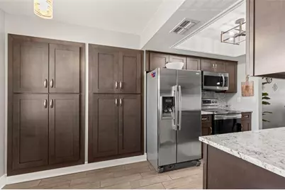 5817 Park Street N #406, Saint Petersburg, FL 33709 - Photo 7