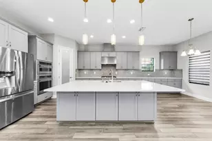291 Mossy River Ct, Brandon, FL 33511 - Photo 7