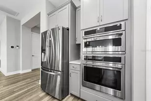 291 Mossy River Ct, Brandon, FL 33511 - Photo 7