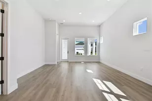 7267 Kodiak Ln, Sarasota, FL 34240 - Photo 13