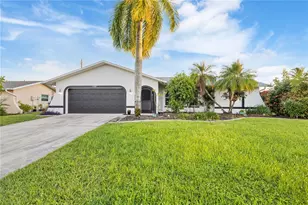 702 SE 36th St, Cape Coral, FL 33904 - Photo 3